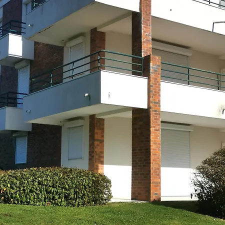 Famillial 4-6 Personnes Dans Avec Piscine - Domaine Du Golf *